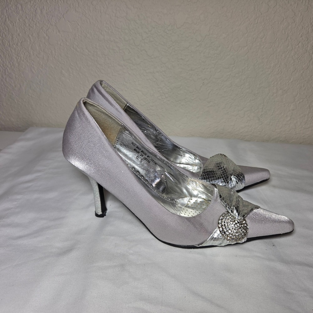 Wild Rose Silver Satin Pointed Toe Pumps Rhinestone Bow Stiletto Heels W-6.5 - Picture 8 of 10